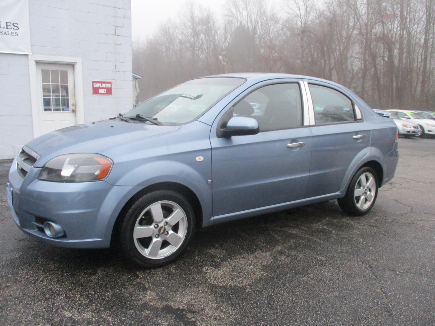 2008 BLUE Chevrolet Aveo LT 4-Door (KL1TG56628B) with an 2.2L L4 DOHC 16V engine, AUTOMATIC transmission, located at 540a Delsea Drive, Sewell, NJ, 08080, (856) 589-6888, 39.752560, -75.111206 - Photo#1